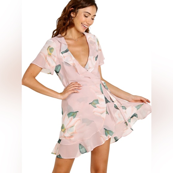 Show Me Your MuMu Dresses & Skirts - SHOW ME YOUR MUMU•Winnie Wrap Dress in Southern Magnolia